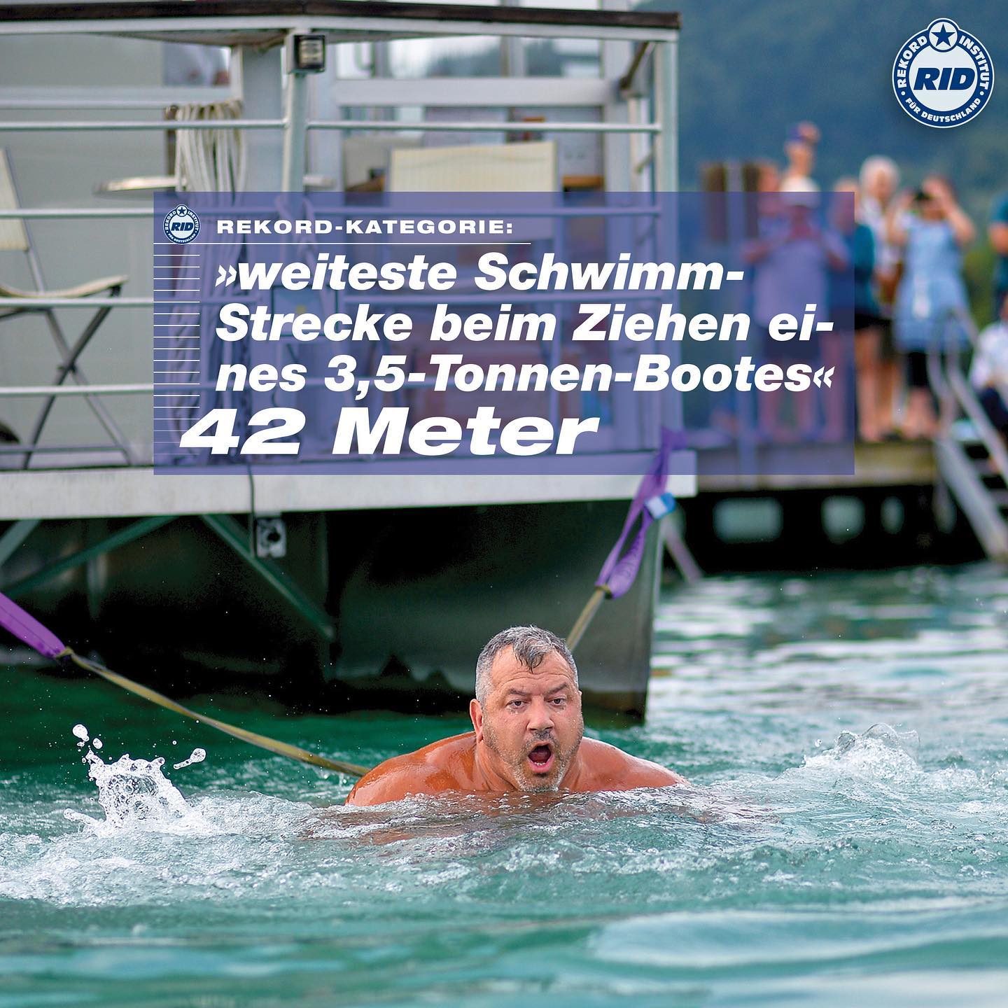 Einsatz lohnt sich: Mit dem Zurücklegen dieser Strecke im Wörthersee (A) erzielte Martin Hoi am 5. August 2019 den RID-Weltrekord für die »weiteste Schwimm-Strecke beim Ziehen eines 3,5-Tonnen-Bootes«. 
Seit langer Zeit ist diese Bestleistung ungeschlagen - wann wird sie überboten? 🔥 Weitere RID-Weltrekorde zum Thema Strongmen findet Ihr auf unserer Webseite. Klickt hierfür auf den Link in unserer Bio!
#rekordinstitutfürdeutschland #rekordinstitfuerdeutschland #buchderweltrekorde #RID #olafkuchenbecker #kuchenbecker #ridrekordrichter #weltrekord #rekord #bestleistung #hamburg #ridrekordurkunde #rekordurkunde #ridweltrekord #schwimmen #schwimmenmachtglücklich #martinhoi #strongman #strongmen #strength #strenghttraining #monday #montag #mondaymotivation #boot #bootshaus #schiff #schifffahrt #schwimmstrecke #schwimmstrecken